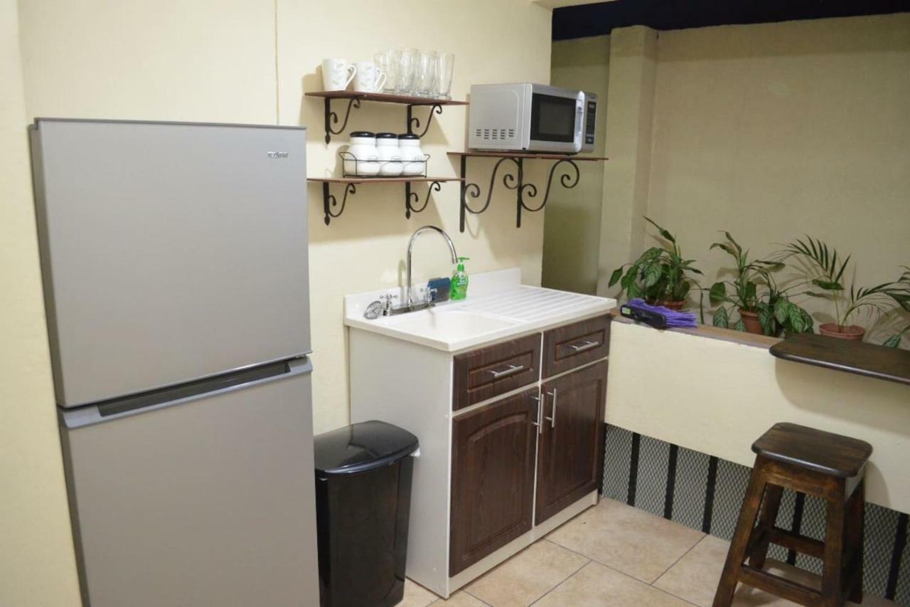 #5 Private Room Close To Airport Αλαχουέλα Εξωτερικό φωτογραφία